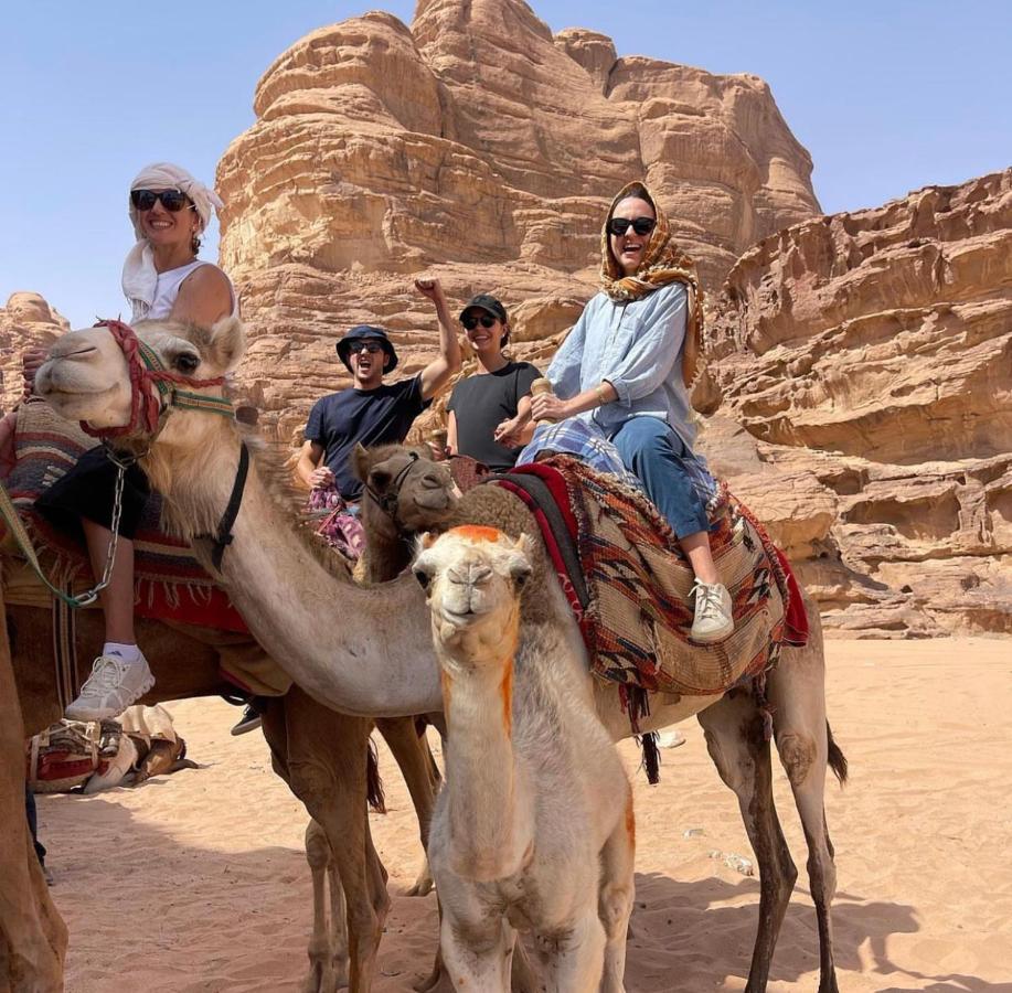 Rum Arjaan Luxury Camp Wadi Rum Buitenkant foto