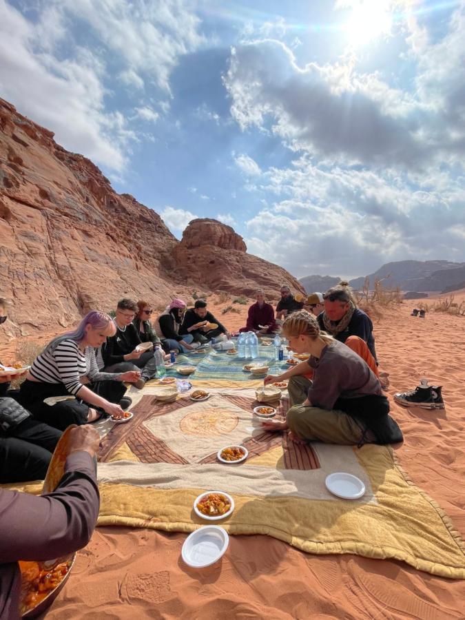 Rum Arjaan Luxury Camp Wadi Rum Buitenkant foto