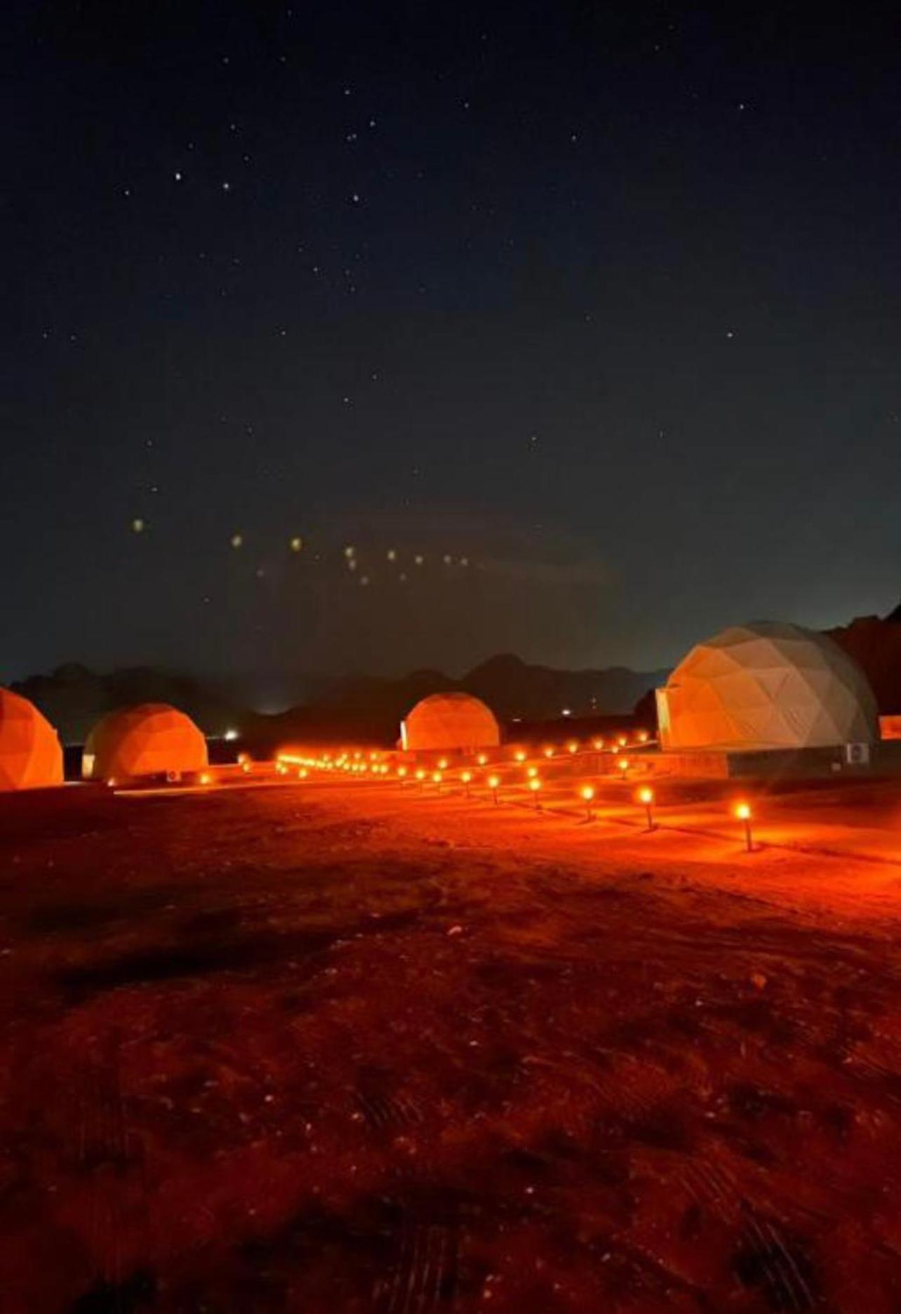 Rum Arjaan Luxury Camp Wadi Rum Buitenkant foto